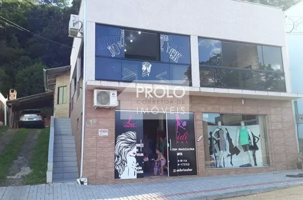 SOBRADO COM SALA COMERCIAL - Foto 1