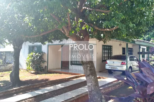 CASA PERTO DO CENTRO COM TERRENO DE 734M²