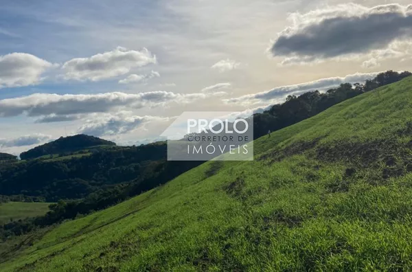 (VENDIDO) SÍTIO COM 9 ALQUEIRES, PRÓXIMO AO ASFALTO.
