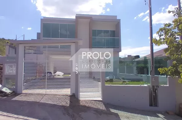 (VENDIDO) SOBRADO NO LOTEAMENTO CASAGRANDE