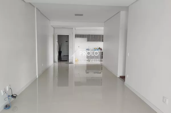 (VENDIDO) APARTAMENTO PRÓXIMO AO CENTRO, ÓTIMA OPORTUNIDADE.