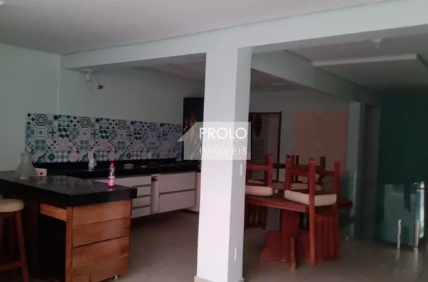 (VENDIDO) PRÉDIO COMERCIAL,NA RUA TENENTE CAMARGO.