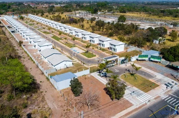 Casa geminada para venda, 2 quarto(s),  Pedra 90, Cuiaba
