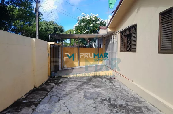 Casa para Venda em João Pessoa / PB no bairro Brisamar