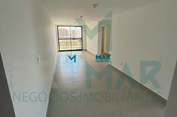 Apartamento com 2 quartos em Camboinha