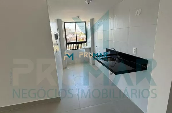 Apartamento com 2 quartos em Camboinha