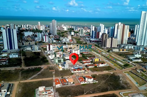 Apartamento Duplex com 2 quartos e piscina privativa no Bessa