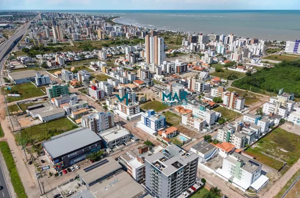 Apartamento com 3 quartos em Intermares
