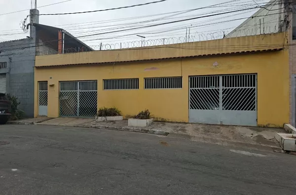Casa para venda, 3 quarto(s),  Jardim Lenize, Guarulhos