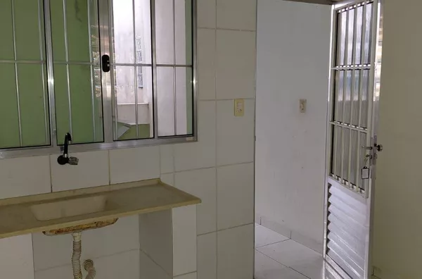 Casa para aluguel, 1 quarto(s),  Cidade Soberana, Guarulhos