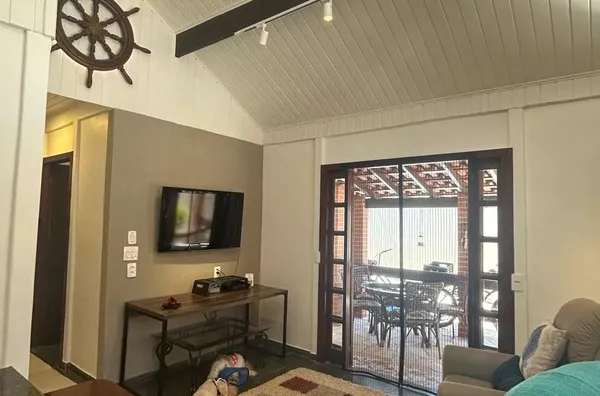 Casa para venda, 5 quarto(s),  Guaratuba, Bertioga