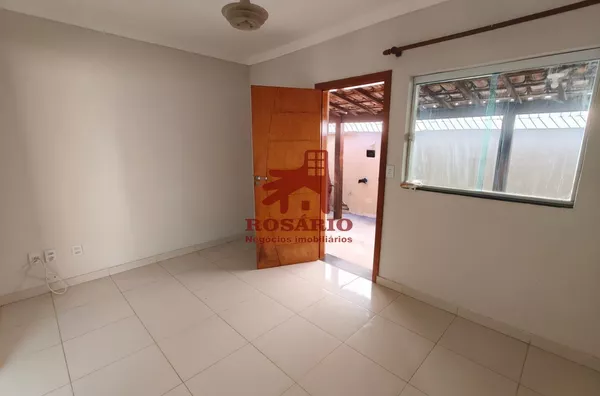 Casa para aluguel, 3 quarto(s),  Santa Mônica, Uberlândia