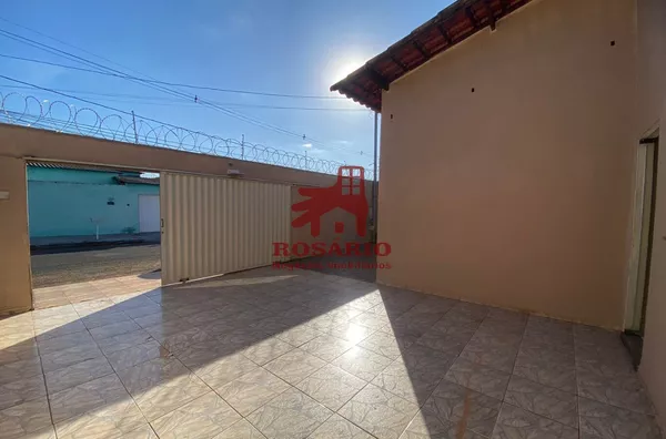 Casa Padrão para aluguel Jardim das Palmeiras Uberlândia