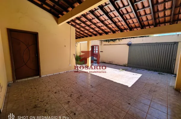 Casa para aluguel, 3 quarto(s),  Santa Mônica, Uberlândia