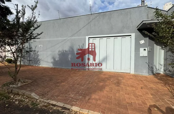 Casa para aluguel, 3 quarto(s),  Jardim Karaíba, Uberlândia