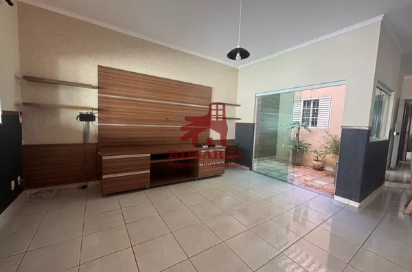 Casa para aluguel, 3 quarto(s),  Jardim Patrícia, Uberlândia