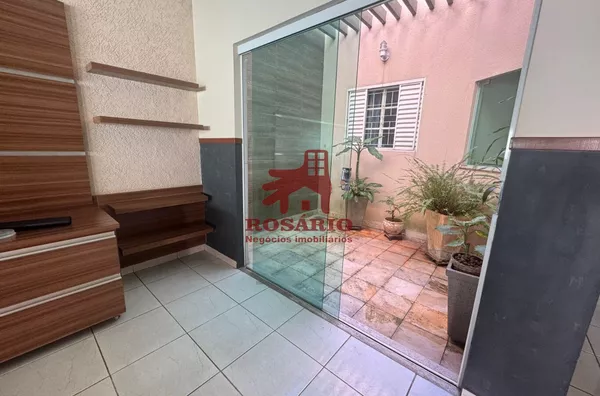 Casa para aluguel, 3 quarto(s),  Jardim Patrícia, Uberlândia