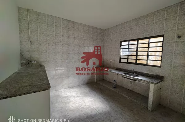 Casa para aluguel, 3 quarto(s),  Santa Mônica, Uberlândia
