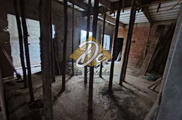 Terreno com construção - Jd. Silva, Embu Das Artes