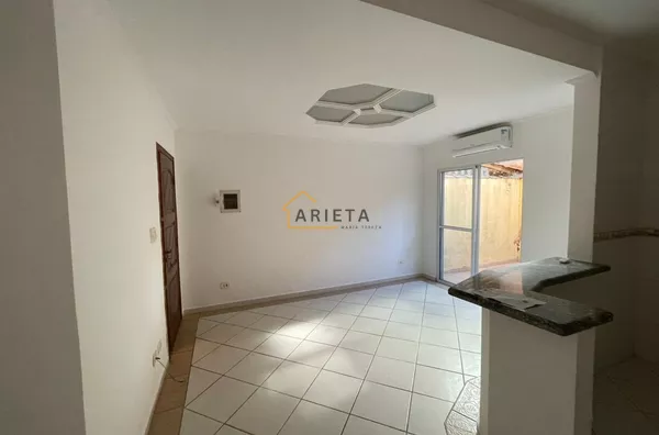 Sobrado para venda, 2 quarto(s),  Centro, Bertioga