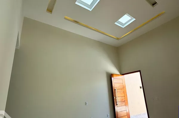  EXCELENTE CASA DISPONÍVEL À VENDA – SERRAVILLE 
