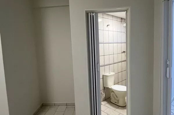 Kitinete / conjugados para aluguel,  Centro, Bauru - Foto 5