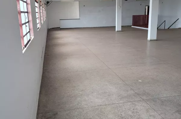 Barracão para locação em excelente localização - Foto 2