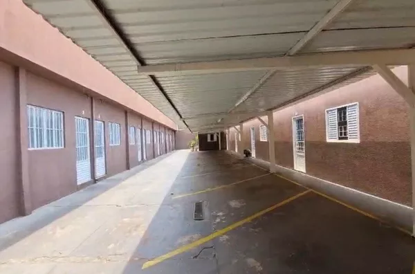 Excelente kitnet para locação no Jardim Terra Branca, próximo Felicissimo Antonio Pereira - Foto 1