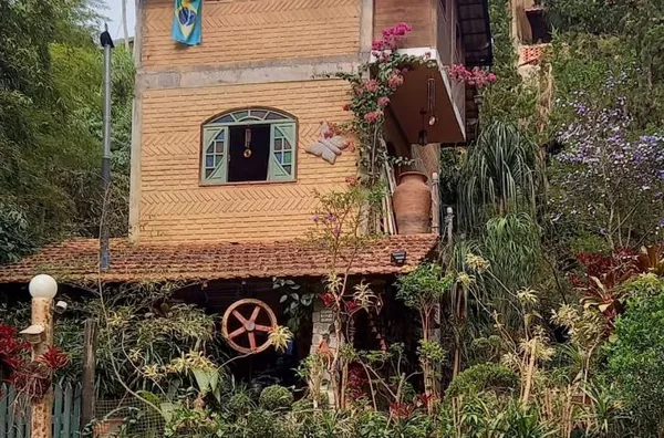 Casa para Venda em Nova Friburgo / RJ no bairro Bairro da Graça
