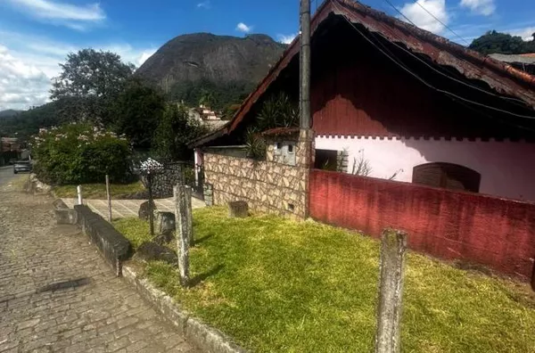 Terreno para Venda em Nova Friburgo / RJ no bairro CASCATINHA