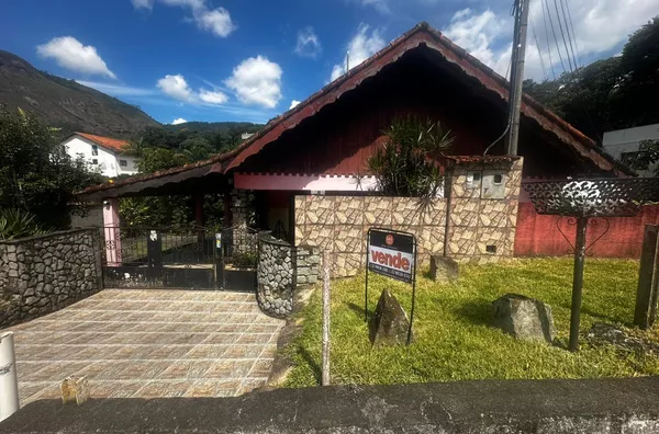 Terreno para Venda em Nova Friburgo / RJ no bairro CASCATINHA