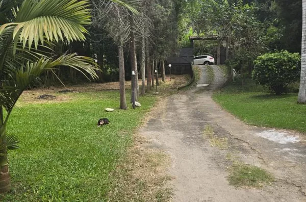 Casa para Venda em Nova Friburgo / RJ no bairro CÔNEGO