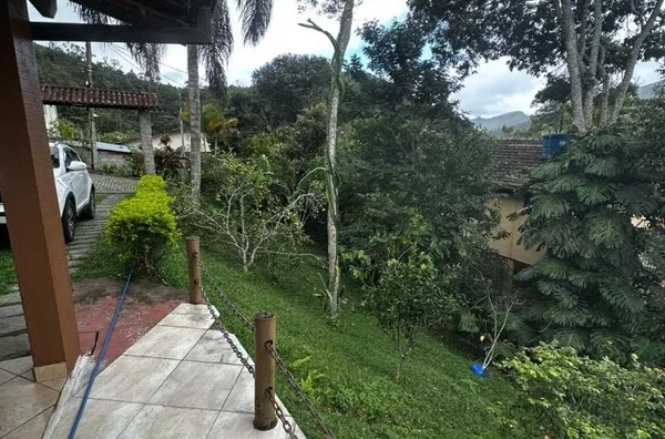 Casa em Condomínio para Venda no bairro CÓRREGO DANTAS