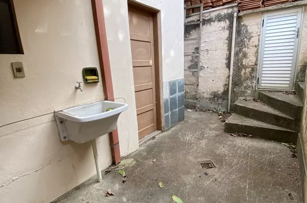 Casa para Venda em Nova Friburgo / RJ no bairro CASCATINHA