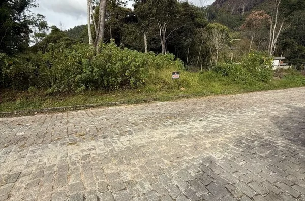 Terreno para Venda em Nova Friburgo / RJ no bairro SÃO CLEMENTE