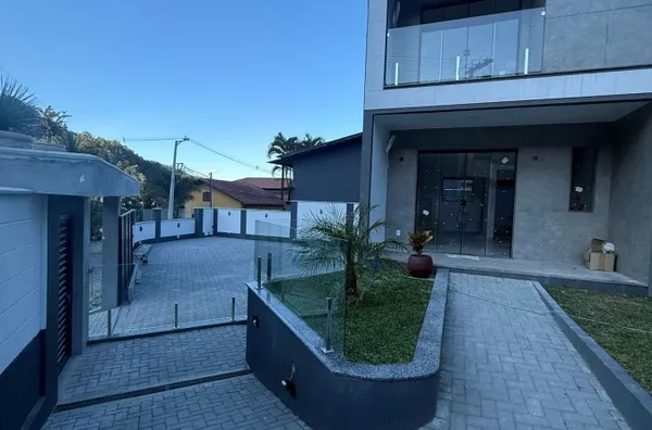 Apartamento para Venda em Nova Friburgo / RJ no bairro CÔNEGO