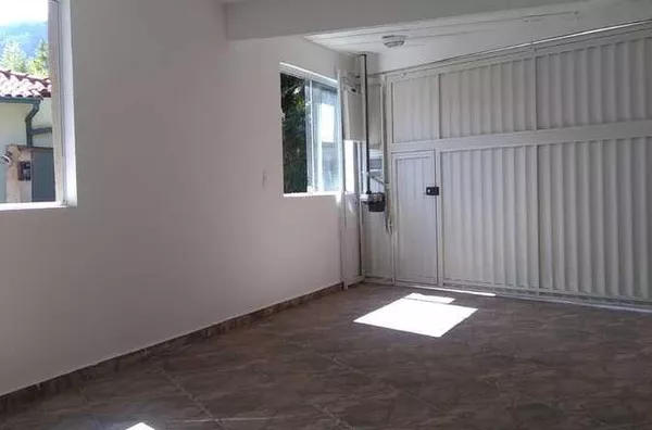 Casa para Venda em Nova Friburgo / RJ no bairro CASCATINHA