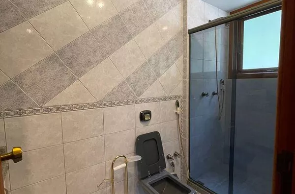 Casa para Venda em Nova Friburgo / RJ no bairro CASCATINHA