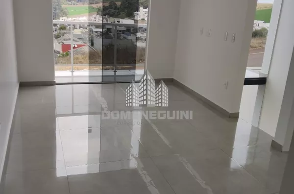 SOBRADO A VENDA NO BAIRRO FRARON