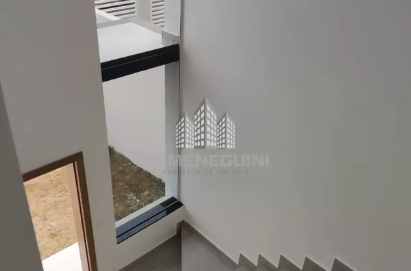 SOBRADO A VENDA NO BAIRRO FRARON