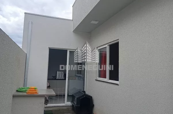 Casa para assumir financiamento, no Bairro Fraron, Pato Branco