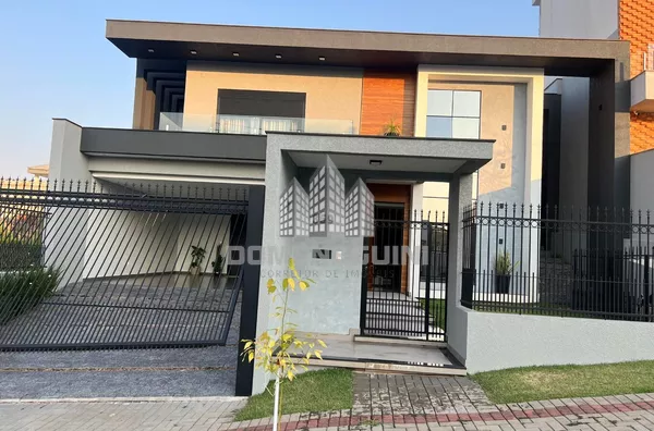 Sobrado Alto Padrão, Bairro Menino Deus, Pato Branco