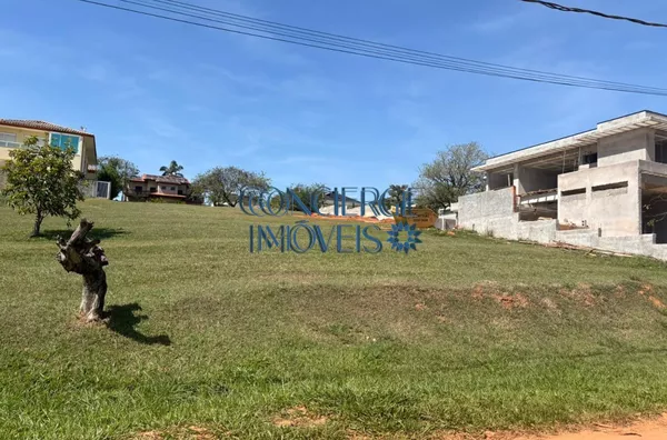 Terreno de 810 m² em condomínio fechado Terras de Sta Teresa, Vinhedo