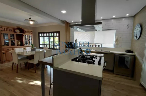 Casa charmosa com 3 suítes no Cond. Vila Brasiliana, em Valinhos