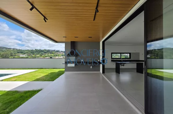 Casa Recém Construída no Cond. Recanto dos Paturis - Vinhedo