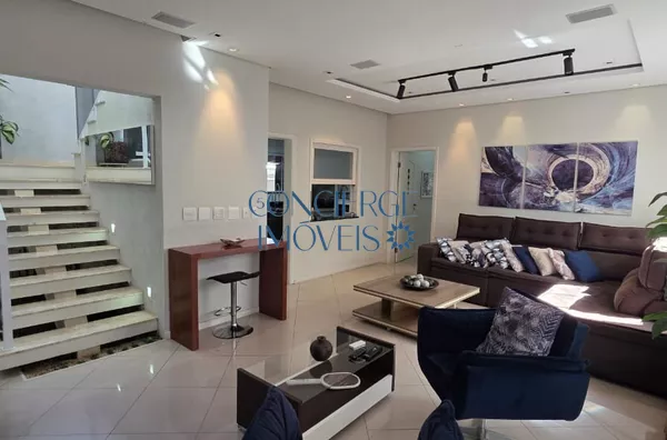 Casa com 2 suítes no térreo - cond Jd. das Palmeiras-Vinhedo