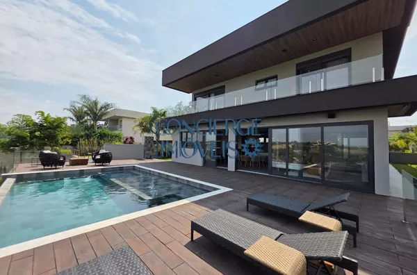 Casa luxuosa totalmente mobiliada no Campo de Toscana, em Vinhedo 