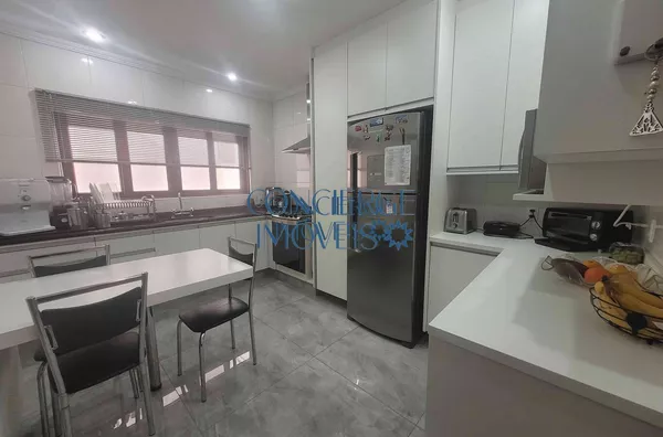 Casa Térrea no Condomínio Paturis – Vinhedo