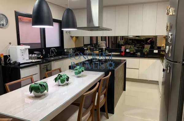 Casa na Chácara Prado / Campinas