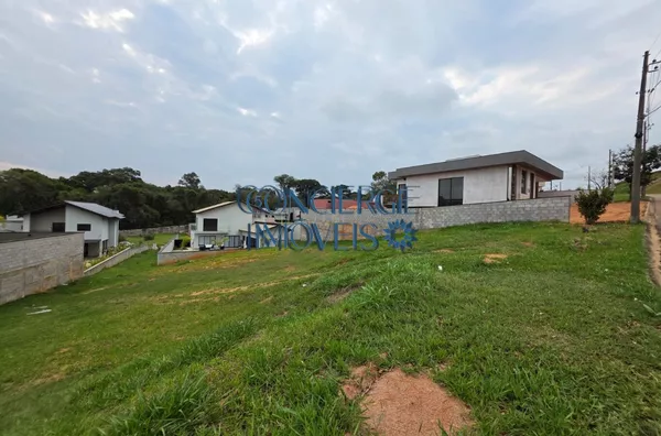 Terreno no condomínio Terras de Sta Teresa, em Vinhedo